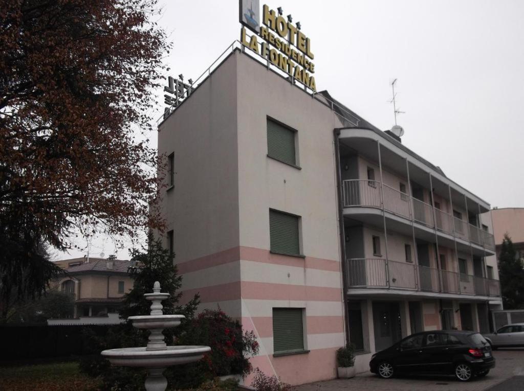 Hotel Residence La Fontana Mariano Comense Dış mekan fotoğraf